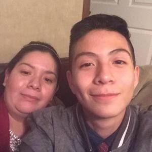 Meet your Posher, Nohemi